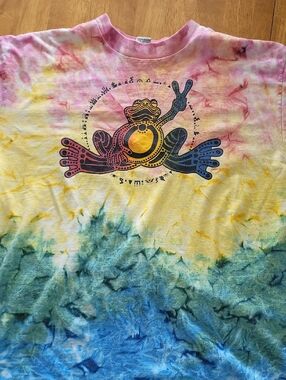 Peace Frpgs ☆ Tie-Dye Short Sleeve Tee with Frog Graphic